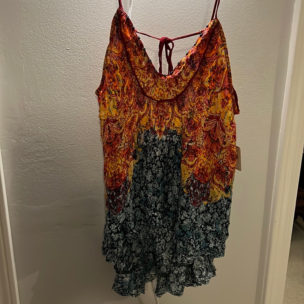 Free People Top, size Medium. NWT.